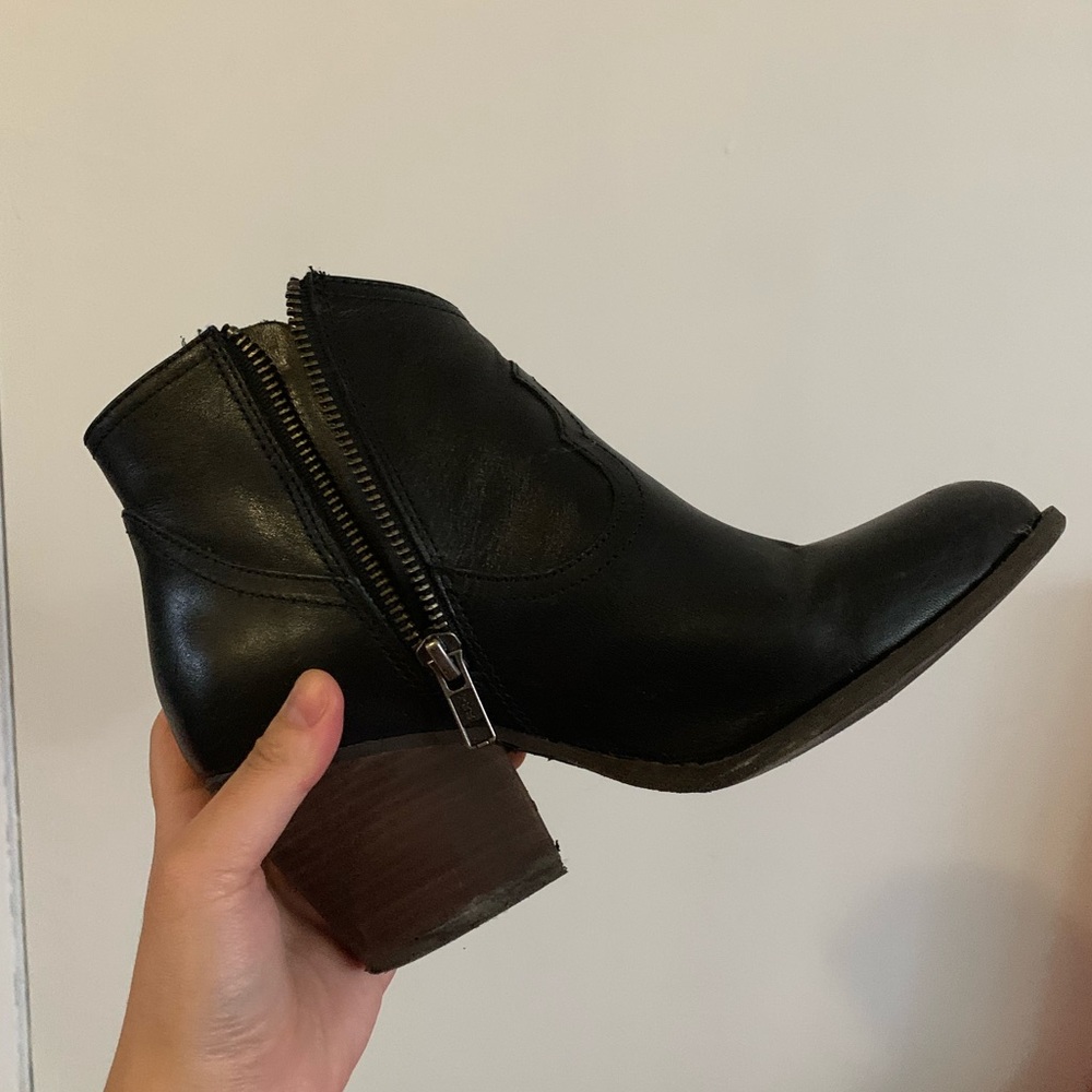 Steve Madden Bootie